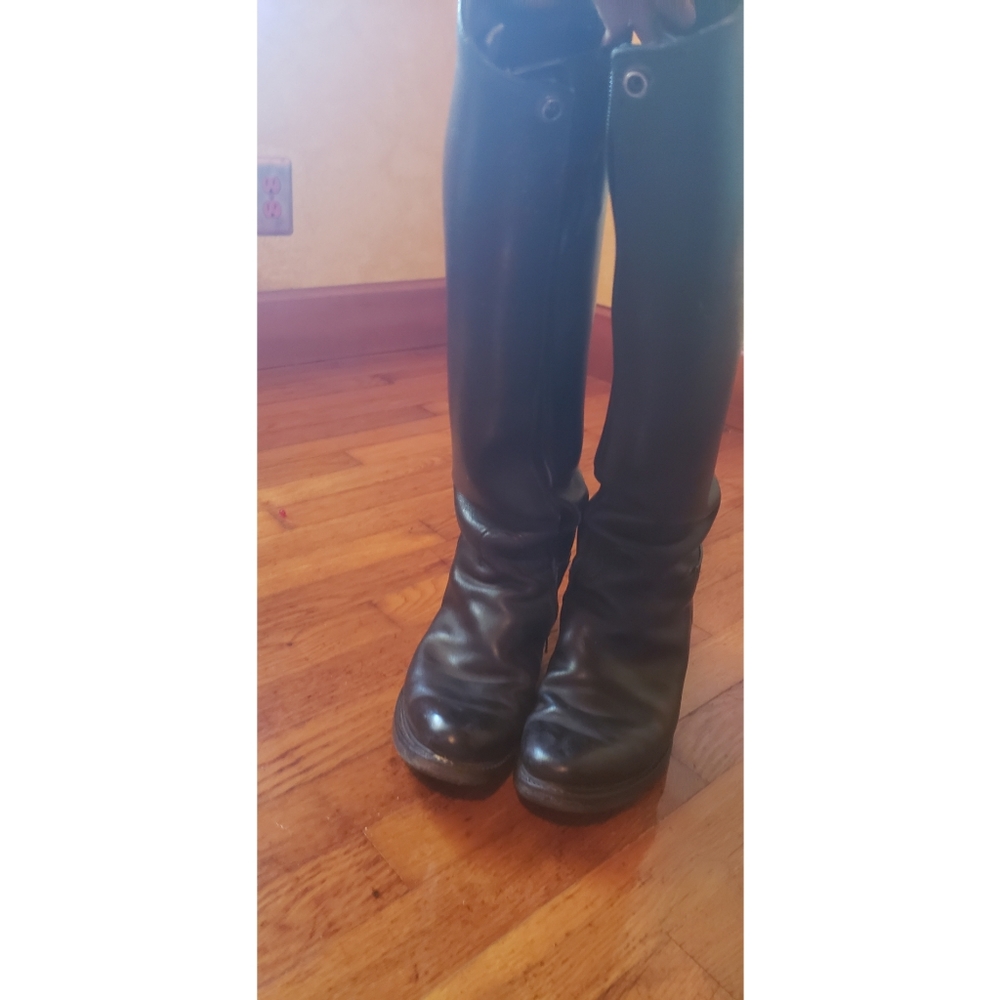 Horse riding boots